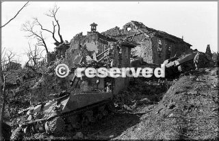 feb-45 località la corona mt belvedere tank americano distrutto dai tedeschi durante una controffensiva